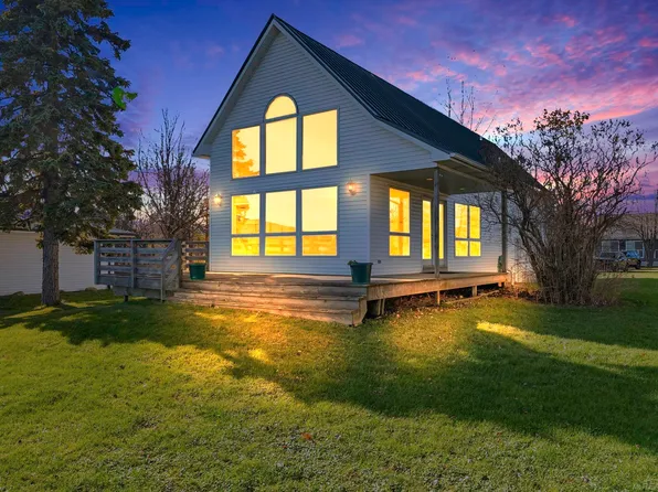 6841 Lakeshore Rd, Lexington, MI 48450