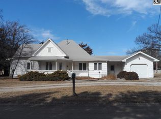 306 W Olive St, Canton, KS 67428
