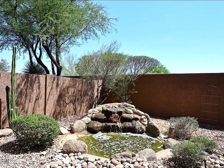 1839 W Owens Way — Photo 32