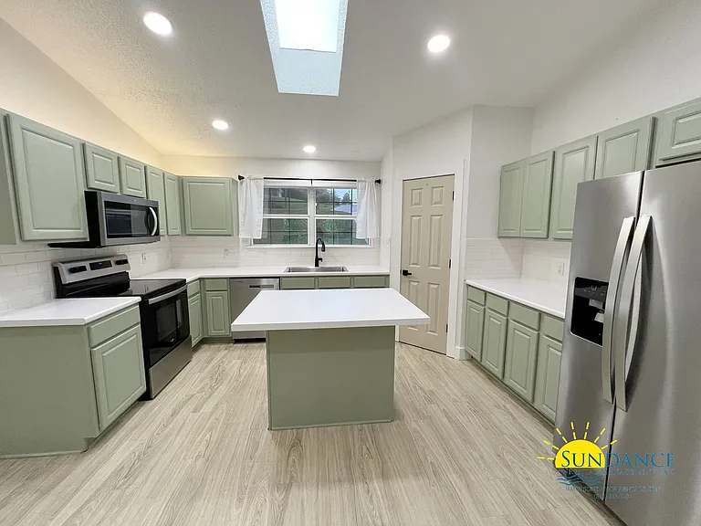 492 Jillian Dr — Photo 4