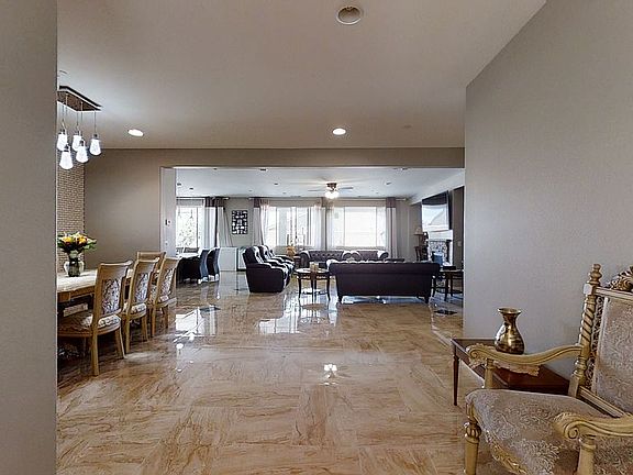 3rd image of 43639 Pettirosso St