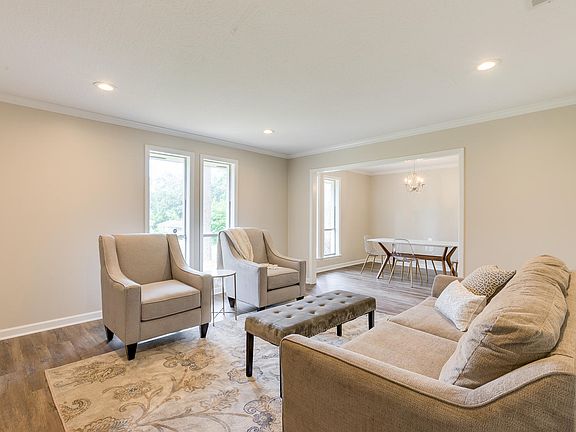 4th image of 2507 Villa Verde