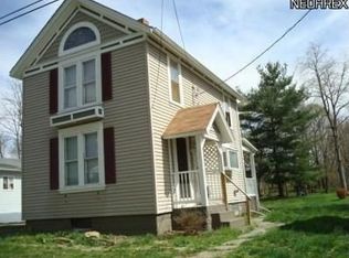 31 N Clover Ave, Niles, OH 44446