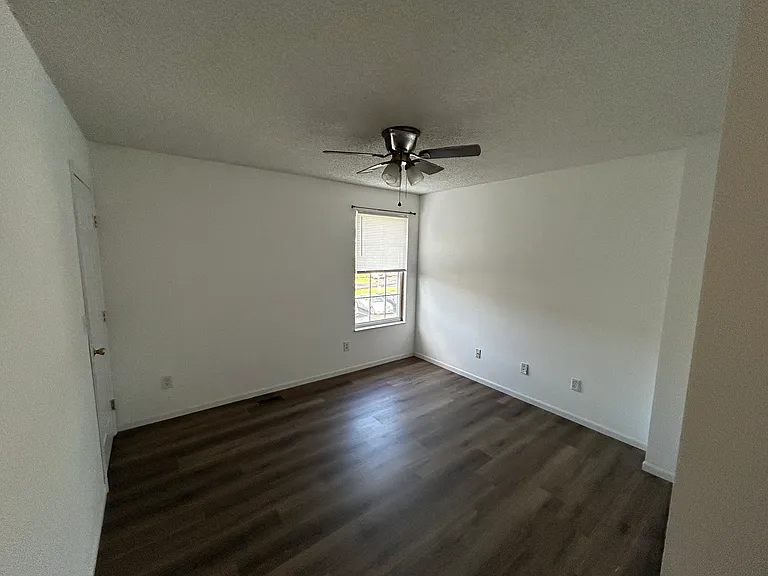 2229 Teardrop Ave — Photo 15