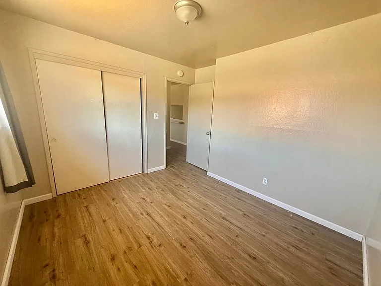 7050 Princevalle St — Photo 11