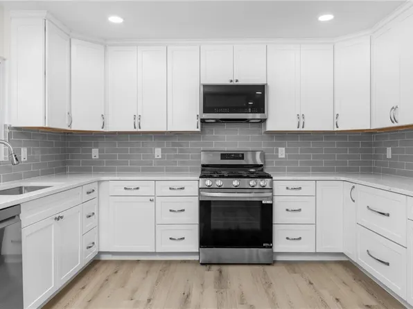 8227 Briarwood Cir, Norfolk, VA 23518