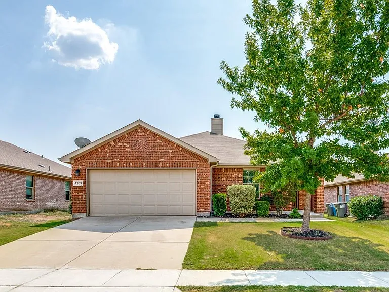 4309 Coney Island Dr — Photo 1