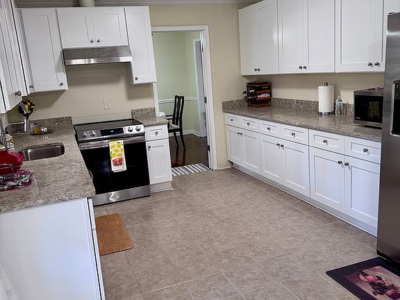 5th image of 886 Granite Springs Ln