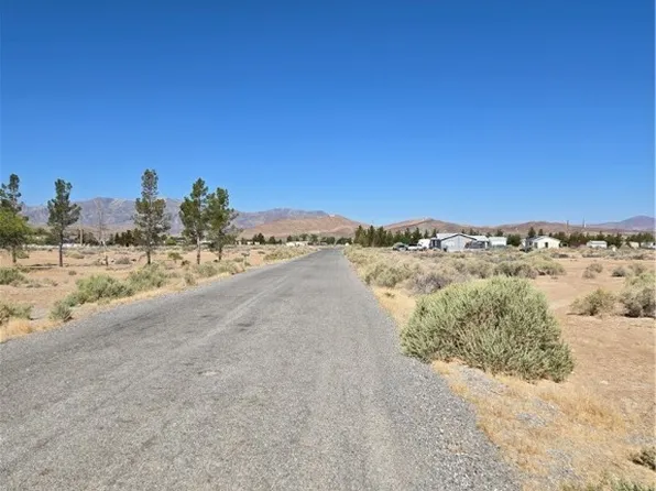 4360 Emma St, Pahrump, NV 89048