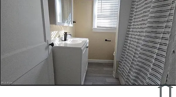 370 Lora Ave — Photo 12
