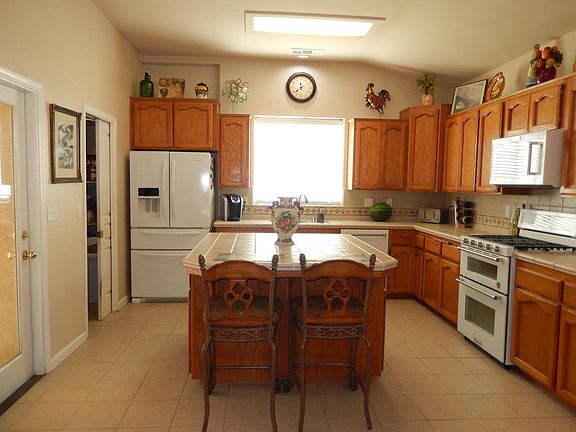 5th image of 1227 E Copper Ct