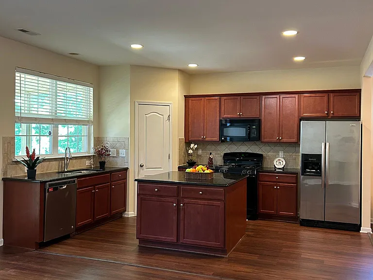 713 Bay Bouquet Ln — Photo 7