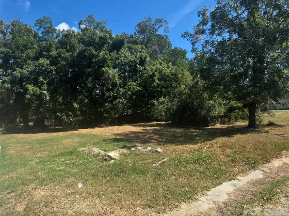 105 Murray St, Chester, SC 29706