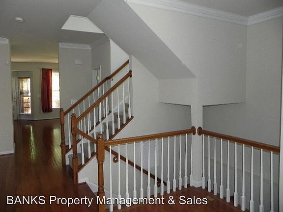 5th image of 111 Coral Reef Ct