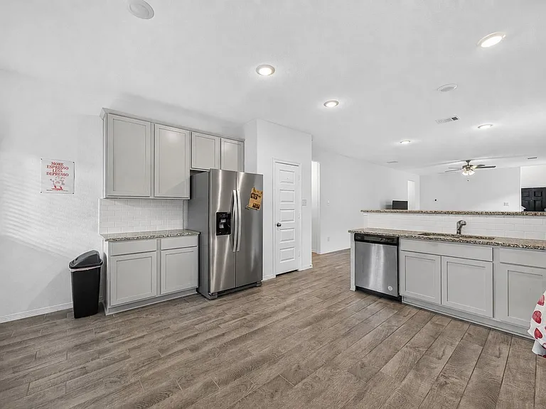 22338 Auburn Cabin Ln — Photo 13