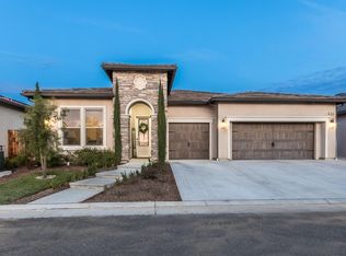 1653 N Ryan Ave, Clovis, CA 93619