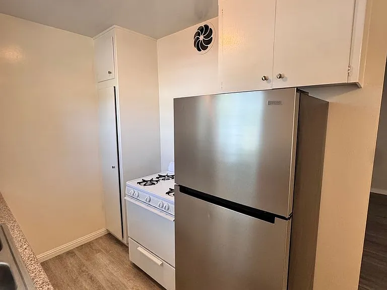 2225 San Anseline Ave #1 — Photo 6