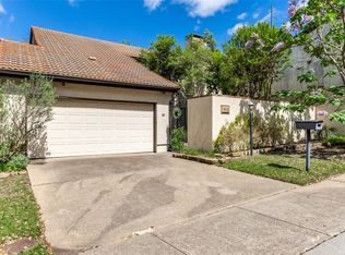 9611 Knobby Tree Dr, Dallas, TX 75243