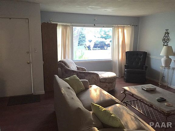 3rd image of 4022 N Tomar Ave