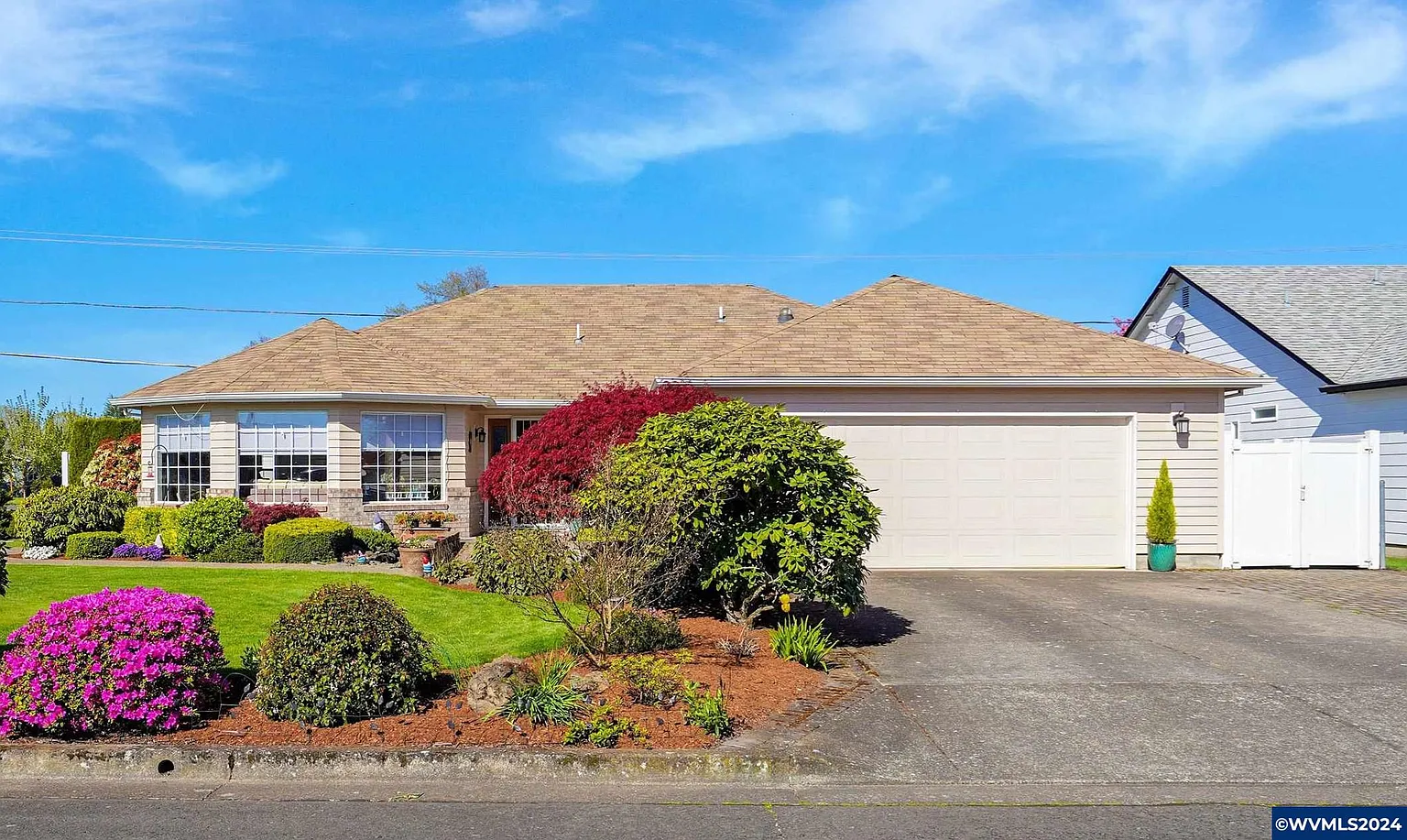 2133 Heather Way photo 1