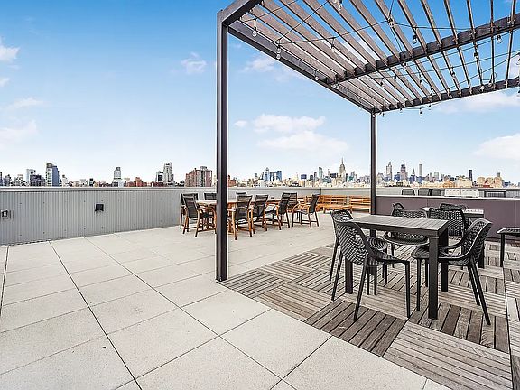 5th image of 63 Pitt St APT 11A
