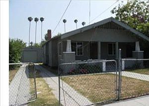 3rd image of 1271 W Belleview St