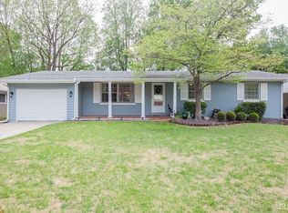 5700 Garden Valley Rd, Newburgh, IN 47630