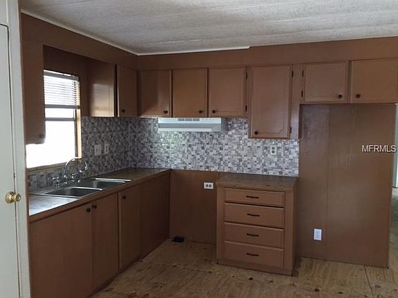 4th image of 4508 West Ln