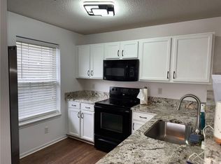 5600 NE 80th Ter UNIT 1A, Kansas City, MO 64119