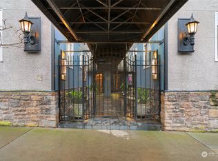 403 Terry Ave APT 304, Seattle, WA 98104