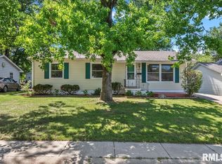 1403 Johnson Ln, Springfield, IL 62702