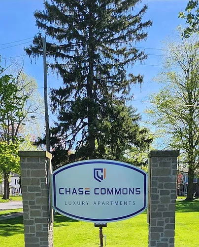 Chase Commons Photo 1