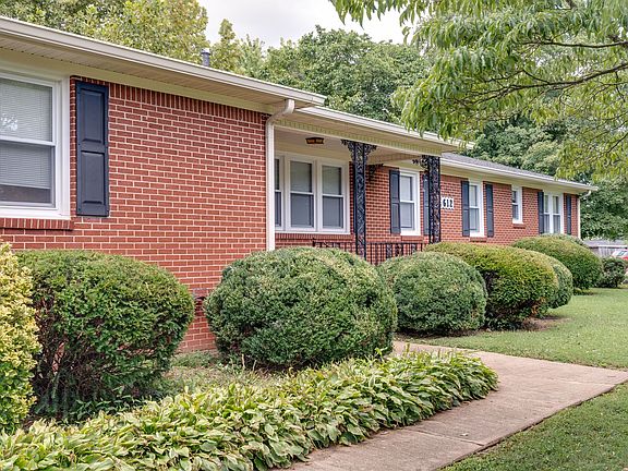 4th image of 612 Circle Dr