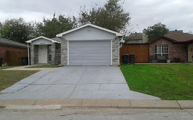 6804 Brookhaven Trl — Photo 1