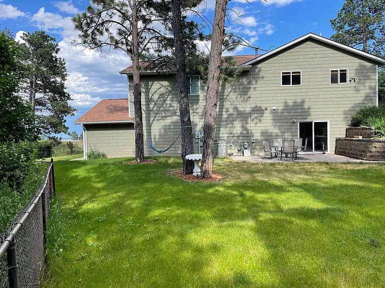Backyard area - fully fenced.
