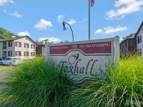 38 Foxhall, Middlesex, NJ 08846