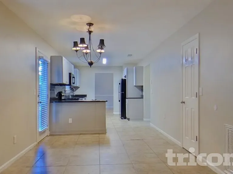 3368 Hunting Creek Pass — Photo 5
