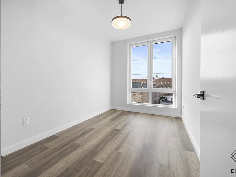 2913 Snyder Ave #6E — Photo 7