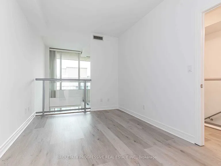 1 Avondale Ave #506 — Photo 19