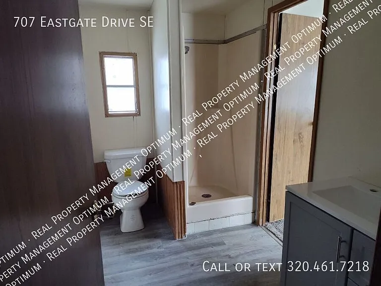 707 Eastgate Dr SE — Photo 14