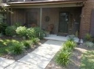 94 Goldfinch Mdws, Hackettstown, NJ 07840