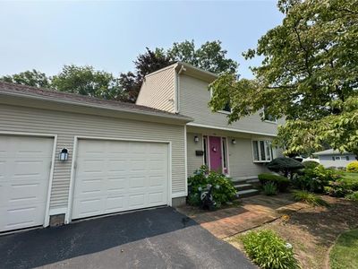 66 Foxglove Dr, Cranston, RI, 02920