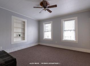 52 Esther St, Worcester, MA 01607