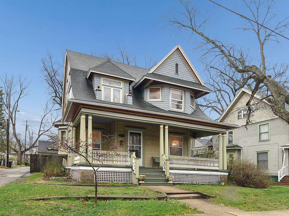 1st image of 712 Forest Ave