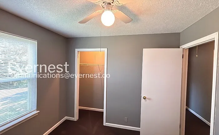 137 Jason Ct — Photo 14