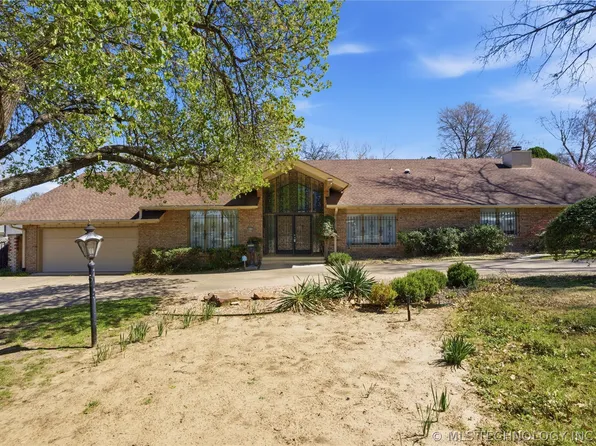 6271 S Jamestown Ave, Tulsa, OK 74136