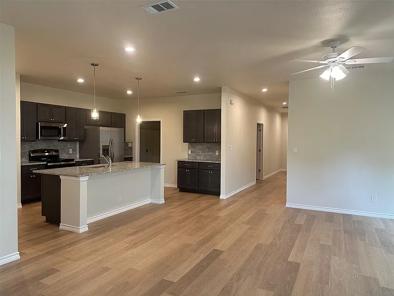 506 B War Admiral Dr #B — Photo 11