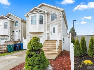 463 Mitchell Pl, Perth Amboy, NJ 08861