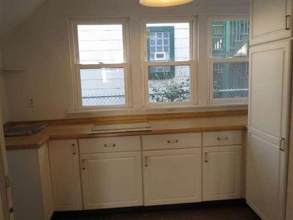 laundry/ storage room