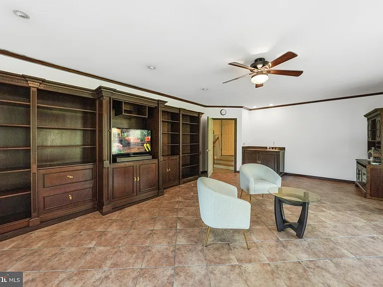 7 Monroe Pl — Photo 30